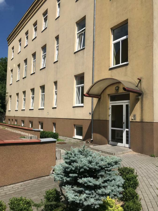 Clarus Mons Studio Vandrehjem Częstochowa Eksteriør billede